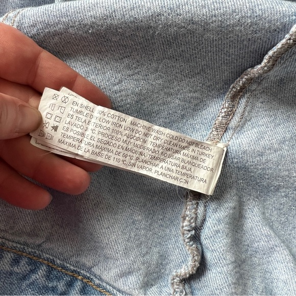 Forever 21 Denim Jean Jacket - Picture 7 of 7